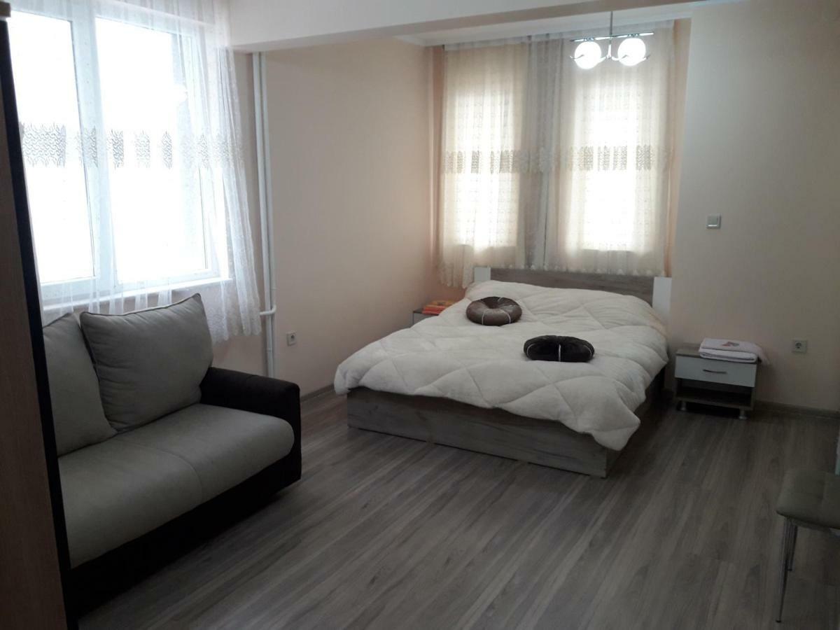 Apart Magic Kŭrdzhali Extérieur photo